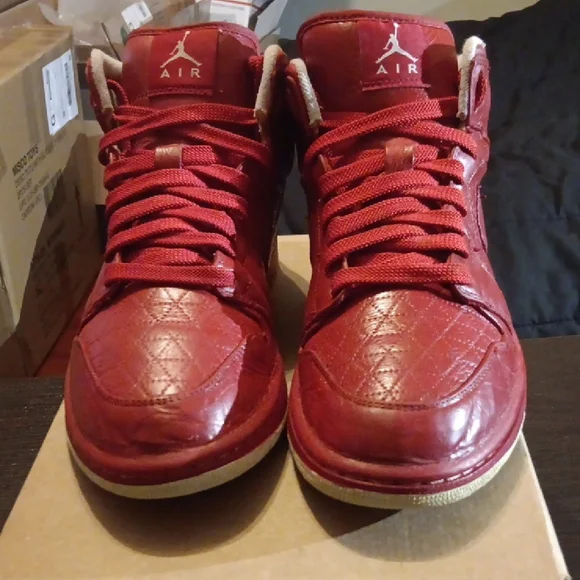 Jordan 1 (2009) Rare Phat Premier Varsity Red Mens 11.5 EUC - Picture 4 of 10